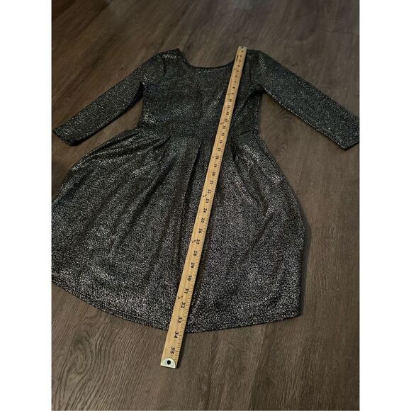 One Love Clothing Los Angeles Black Stretch Shiny Skater Dress V Back Size Small - Picture 10 of 10